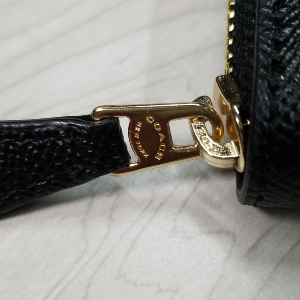 SOLD****Coach pacman wallet - Picture 3 of 8